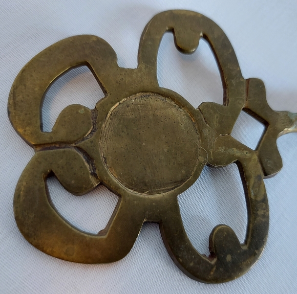 Vintage Large Solid Brass Skeleton Key Decorative Paperweight - Picture 4 of 8
